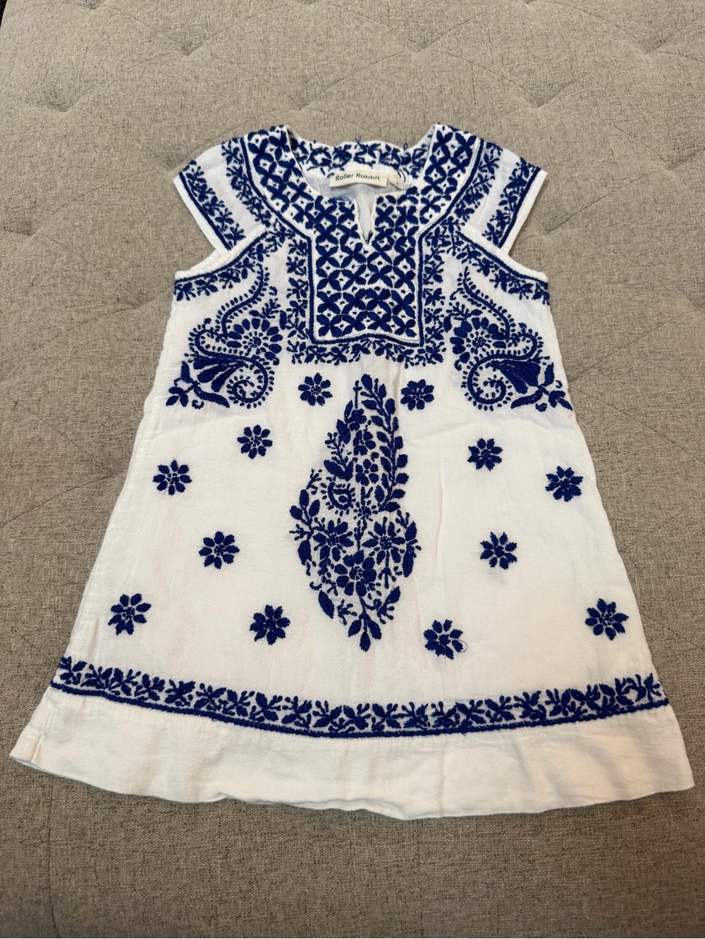 ROLLER RABBIT GIRLS EMBROIDERED COTTON DRESS BLUE AND WHITE SHEATH